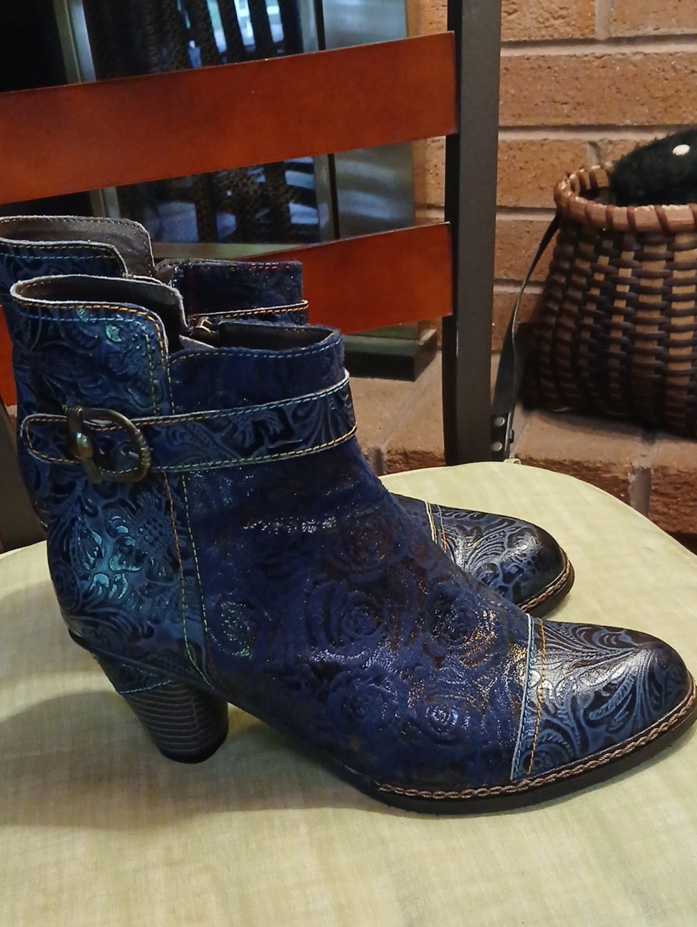 L'ATISTE Navy Embossed Floral Ankle Booties with Buckle Size 40